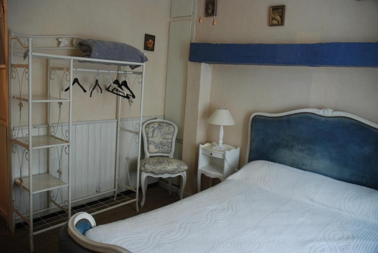 Les Fleurs Bed & Breakfast Monpazier Bagian luar foto