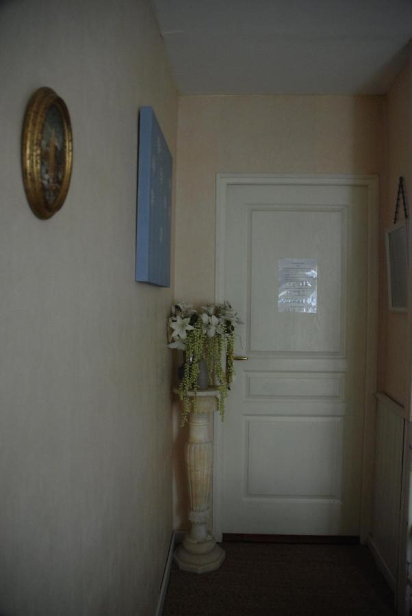 Les Fleurs Bed & Breakfast Monpazier Bagian luar foto